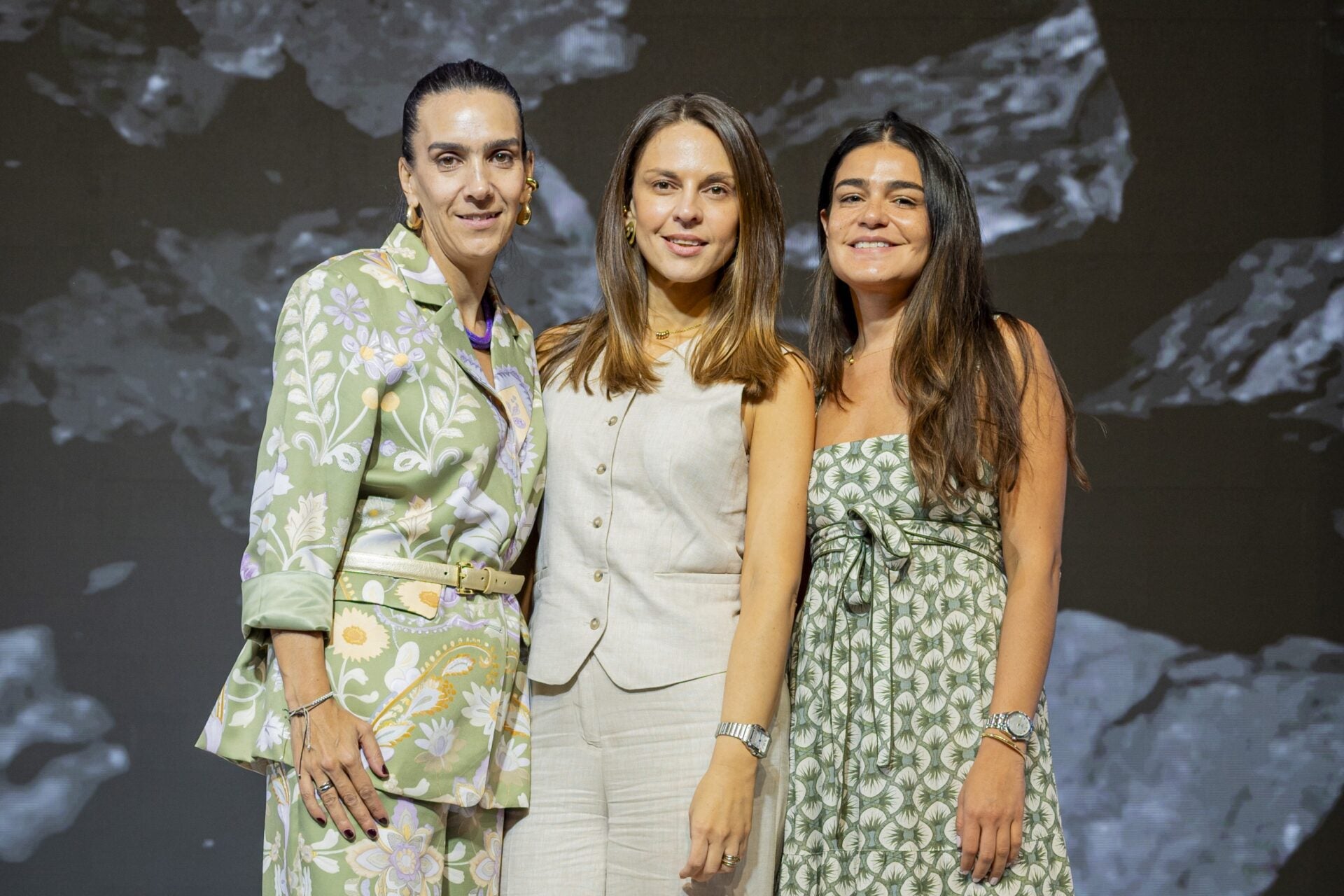 Ana María Zamora, vicepresidenta de la ACM; Carolina Solano, directora de comunicaciones de la ACM; y Laura Quintero, directora jurídica de la ACM.