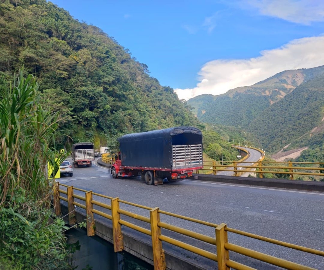 MinTransporte habilitó corredores para suplir la vía Bogotá - Villavicencio tras derrumbes