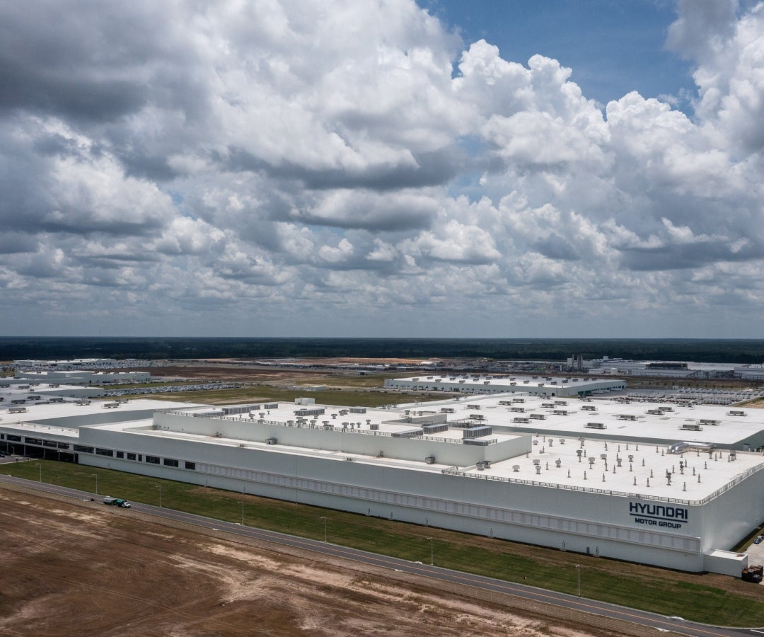 Hyundai anunció retrasos en construcción de planta de baterías tras redada antimigración