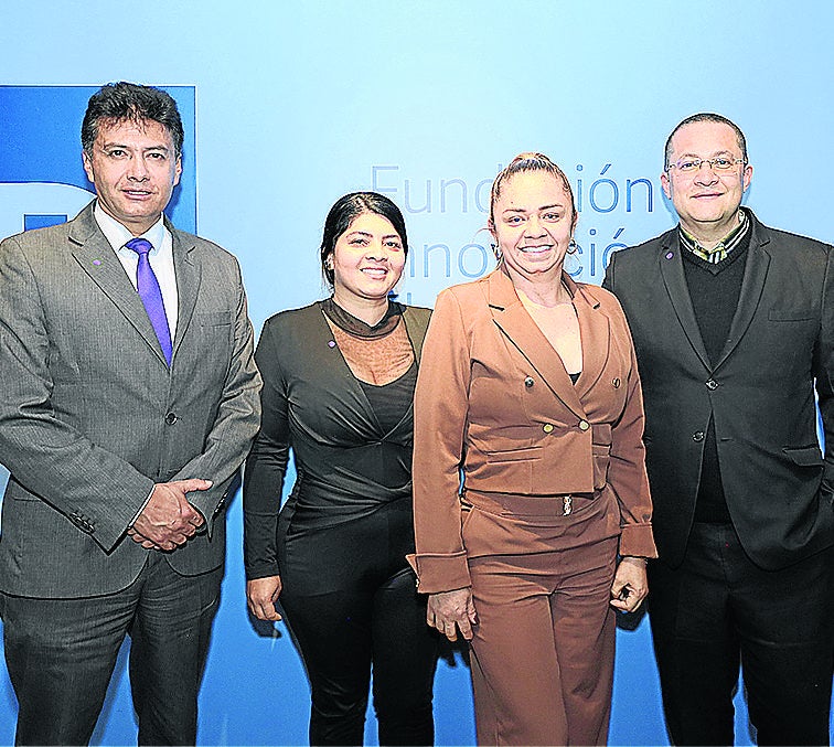 Rafael Pardo, sacerdote; Pilar Jiménez, asesora de la Fundación I+D; Mónica Restrepo, administradora pública; y Blas Garrido, sacerdote.