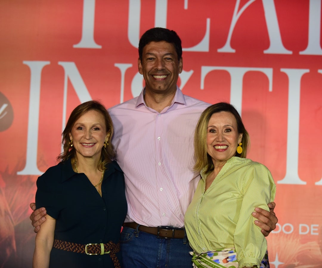 Luz Echeverri, vpte. ejecutiva de talento humano de Davivienda; Javier Suárez, presidente de Davivienda; y Maritza Pérez, vpte. ejecutiva de banca personas y mercadeo.