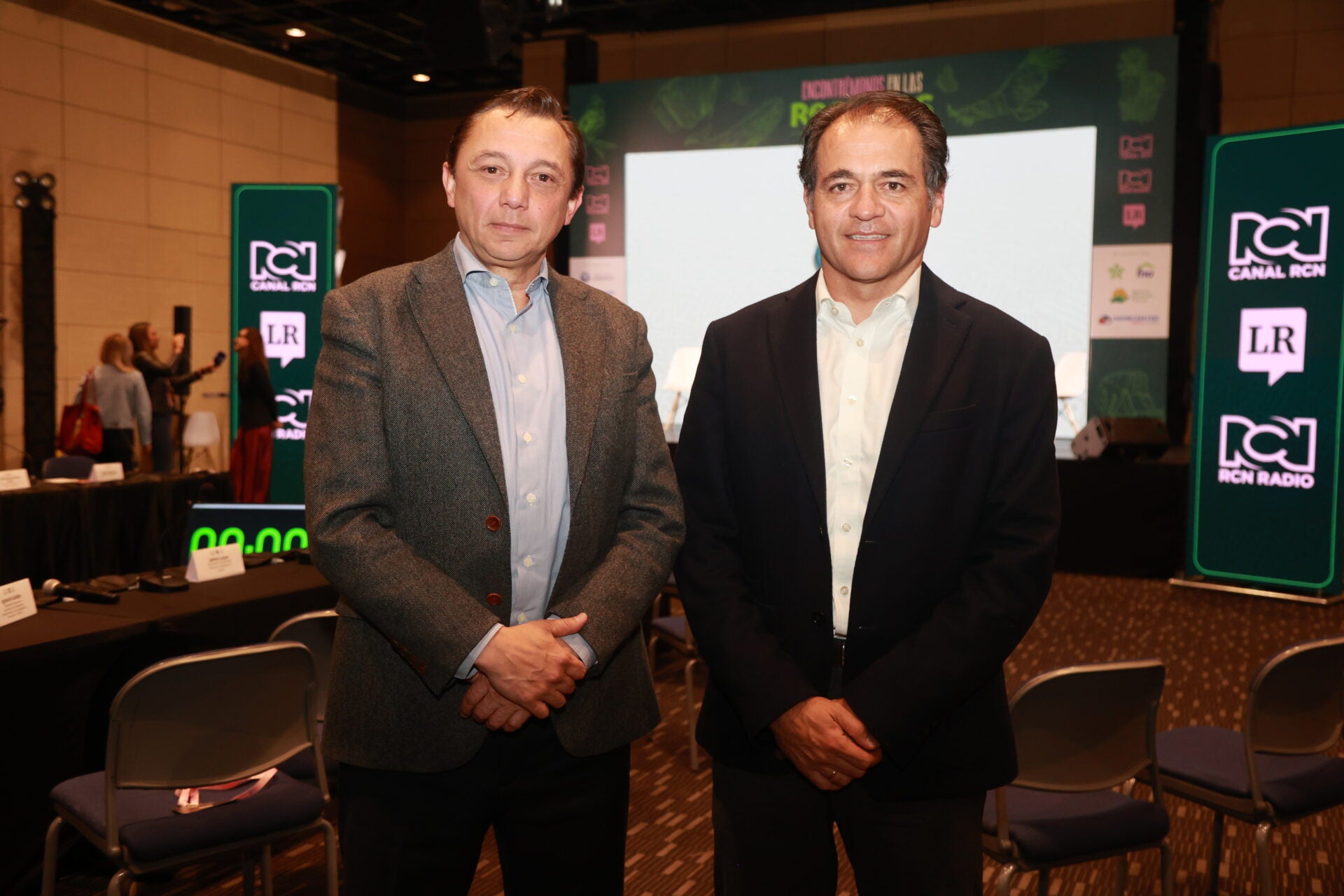 Jaime Luque, estructurador vicepresidente financiero y corporativo de Sencia; y Fabián Hernández, presidente de Movistar.