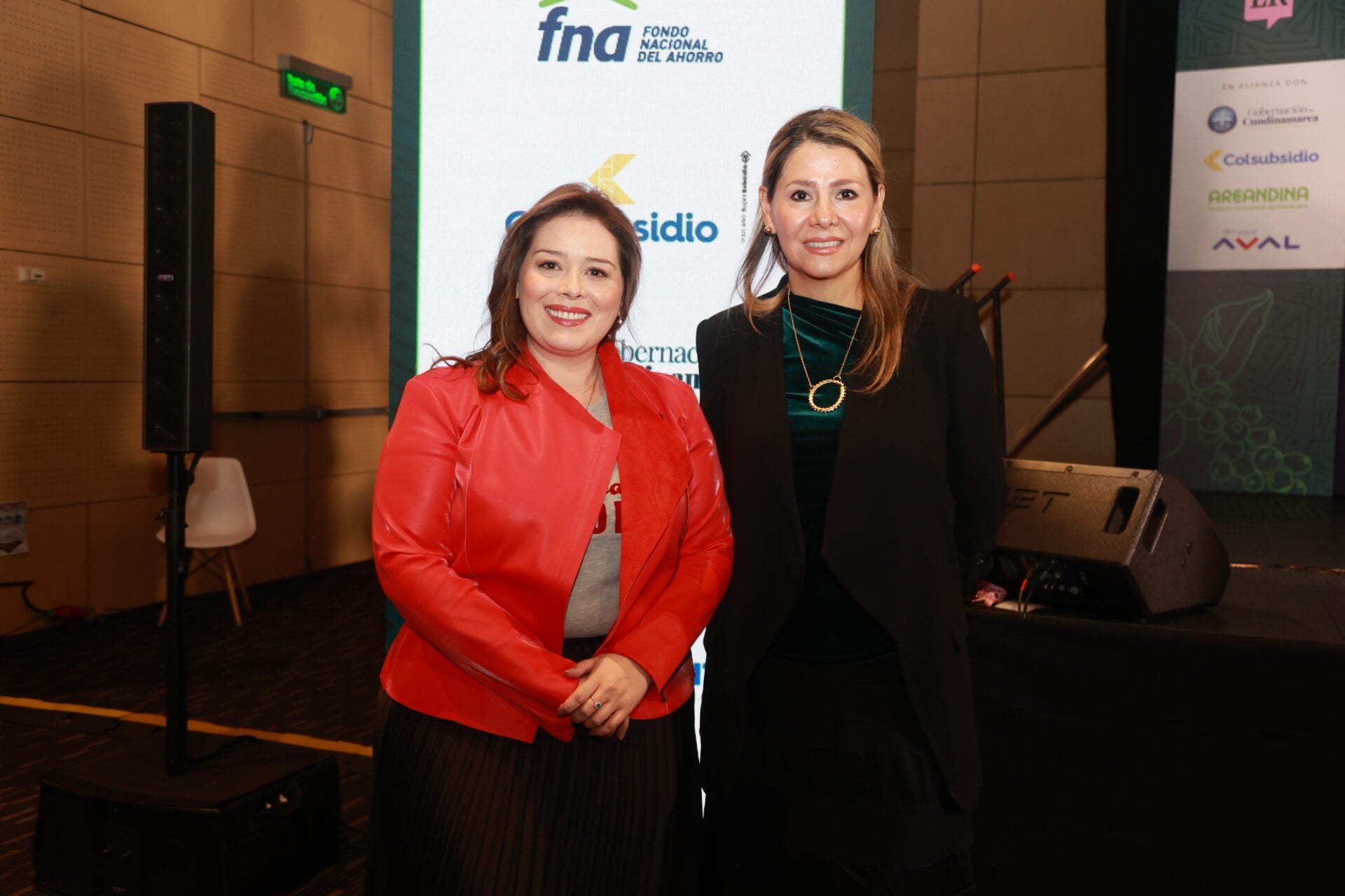 Shenny Angélica González Uribe, presidente de Asobolsa; y Carolina Buitrago, presidente del Foro de Presidentes.
