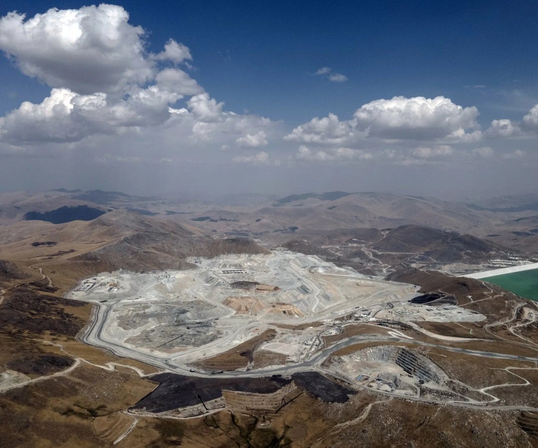 Hudbay Minerals cierra temporalmente su planta en Perú en medio de protestas