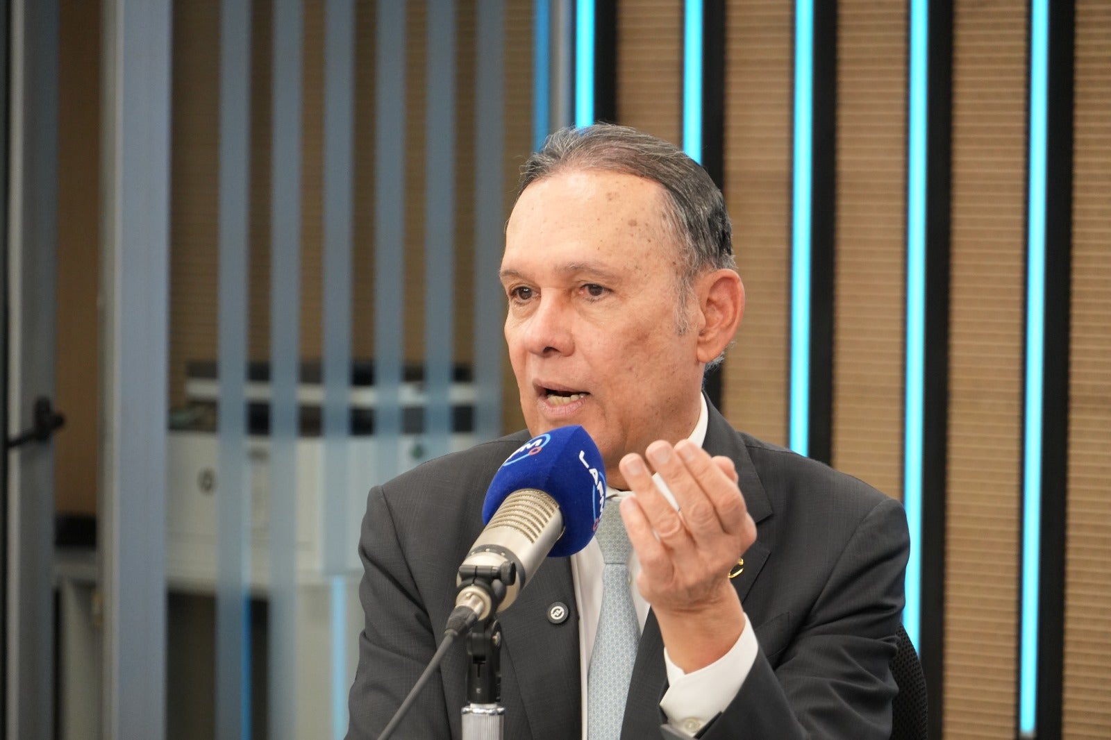 Efraín Cepeda, senador de Colombia