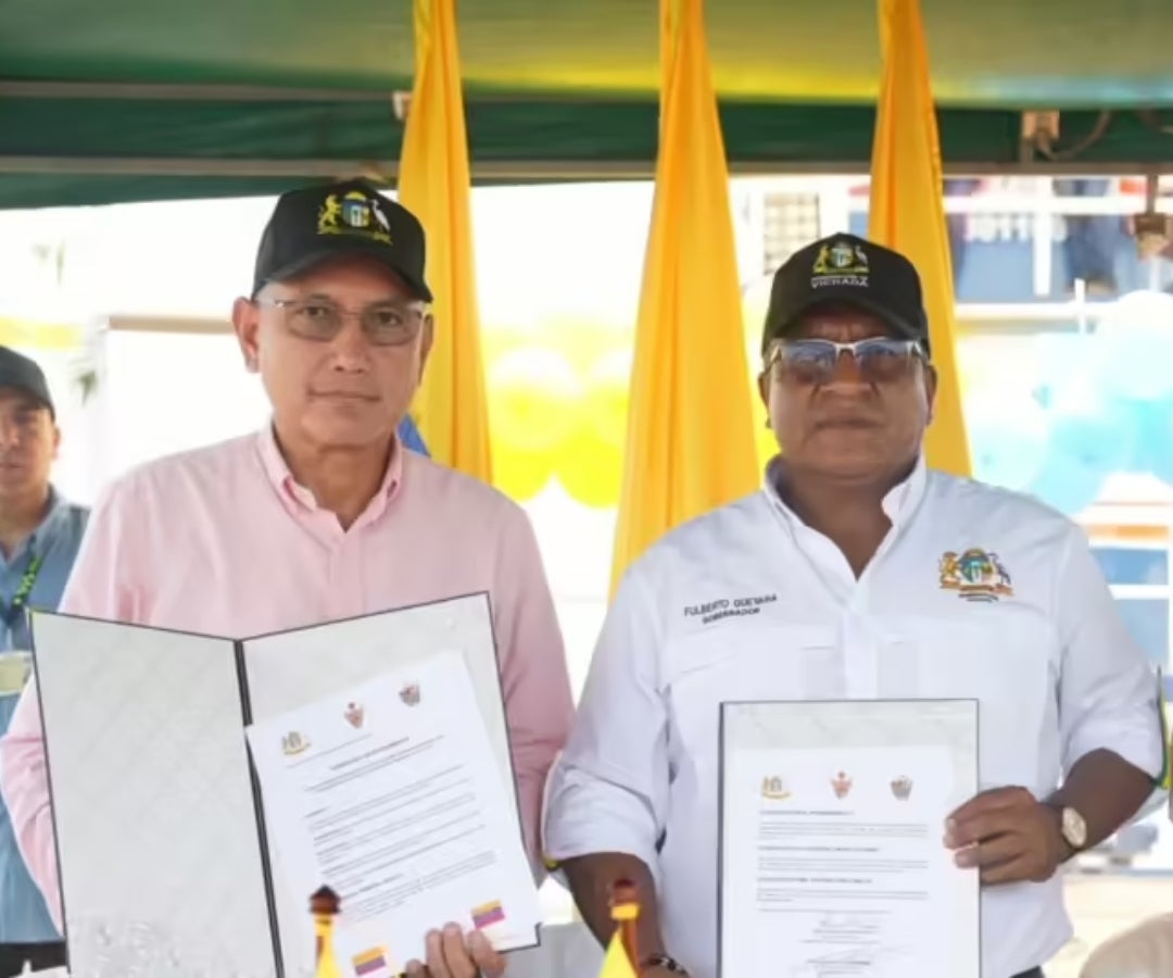 Arnulfo Rivera, gobernador de Guainía; Fulberto Guevara, gobernador de Vichada