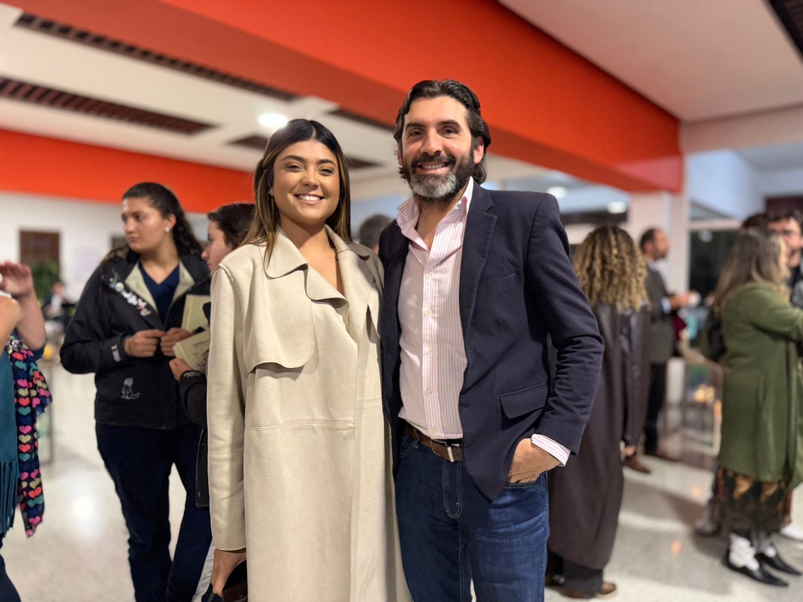 Sara Rendón y Nicolás Gutiérrez Bermúdez, abogado consultor del BID.