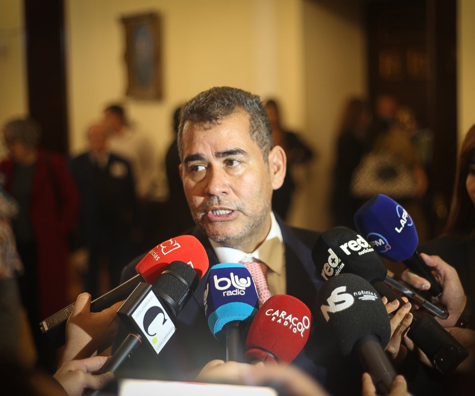 Senador Alejandro Carlos Chacón, autor de la iniciativa