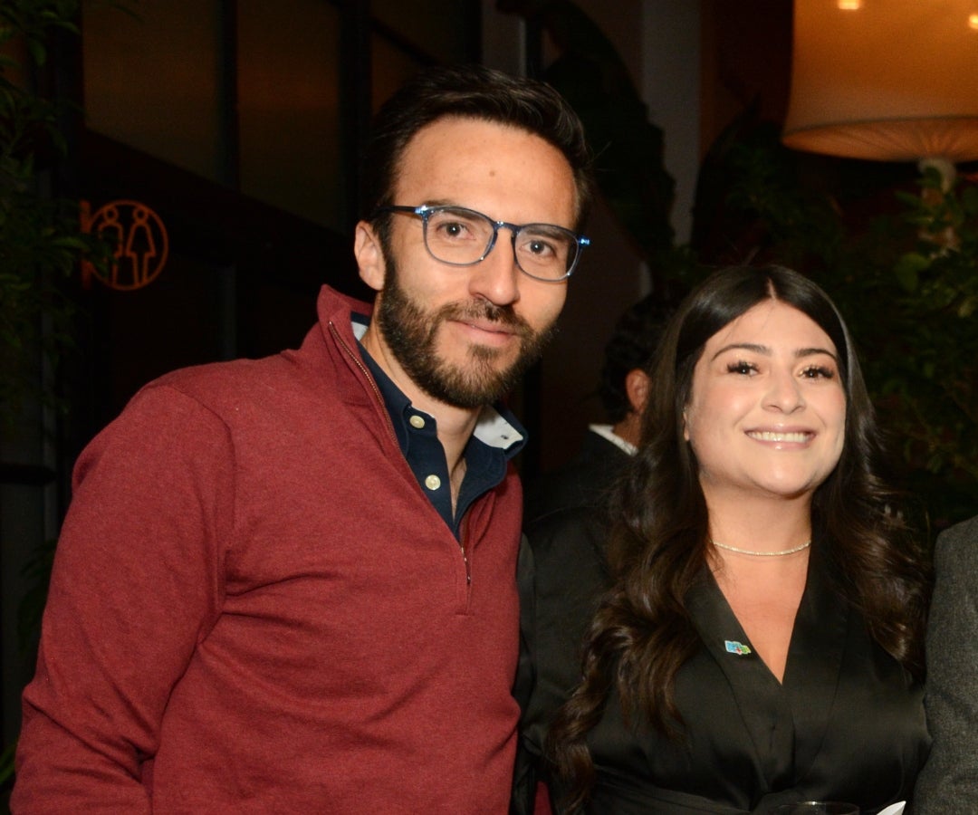 Óscar Acosta, COO de Mass Digital; y María Arévalo, representante de la A.T.A.