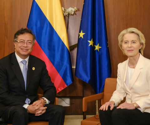 Gustavo Petro y Ursula von der Leyen en reunión sobre energías limpias