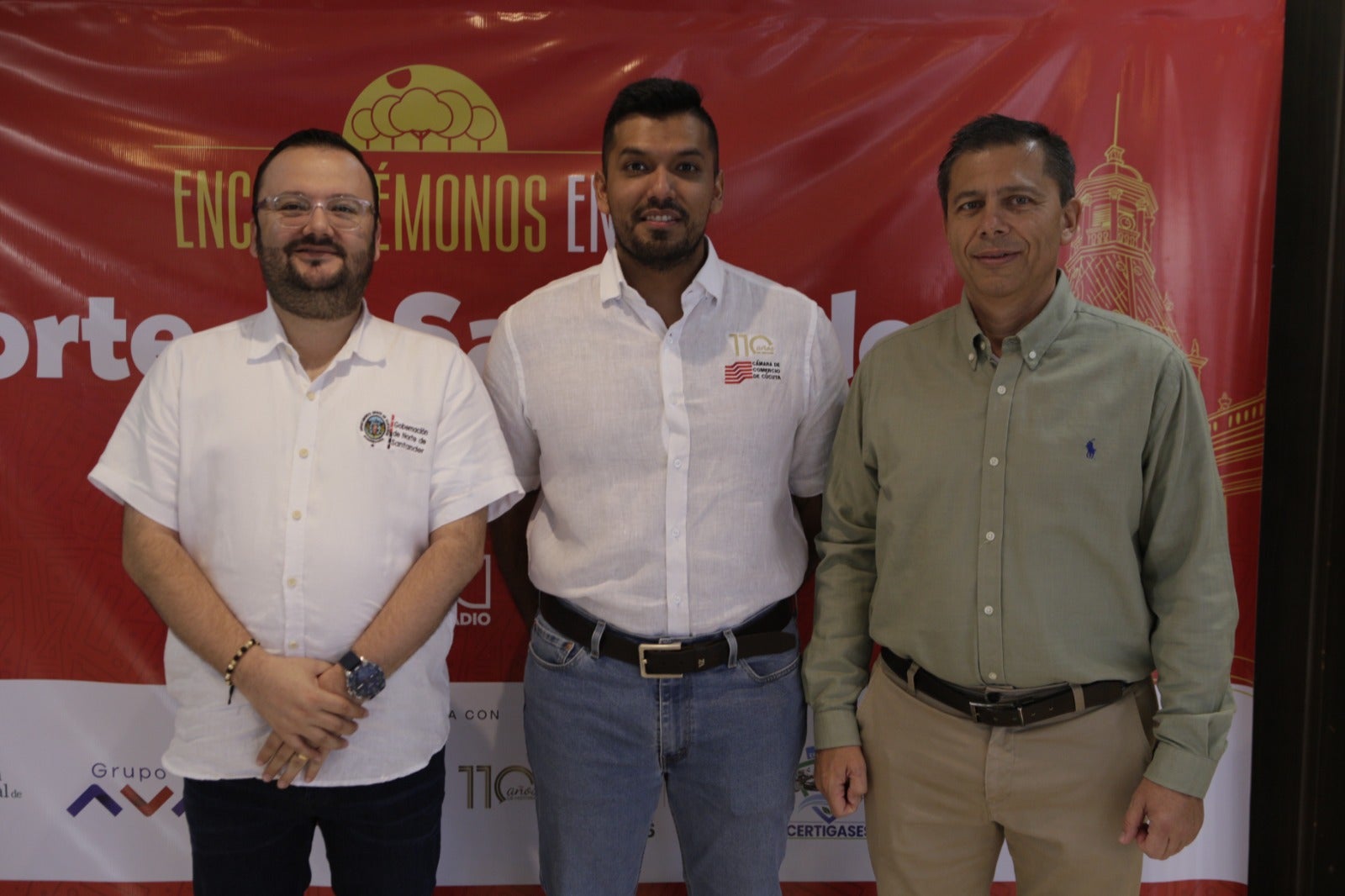 Olger López, secretario de Desarrollo Económico de Norte de Santander; Sergio Castillo, presidente de la Cámara de Comercio de Cúcuta; y Diego Montes, gerente de La Esperanza.