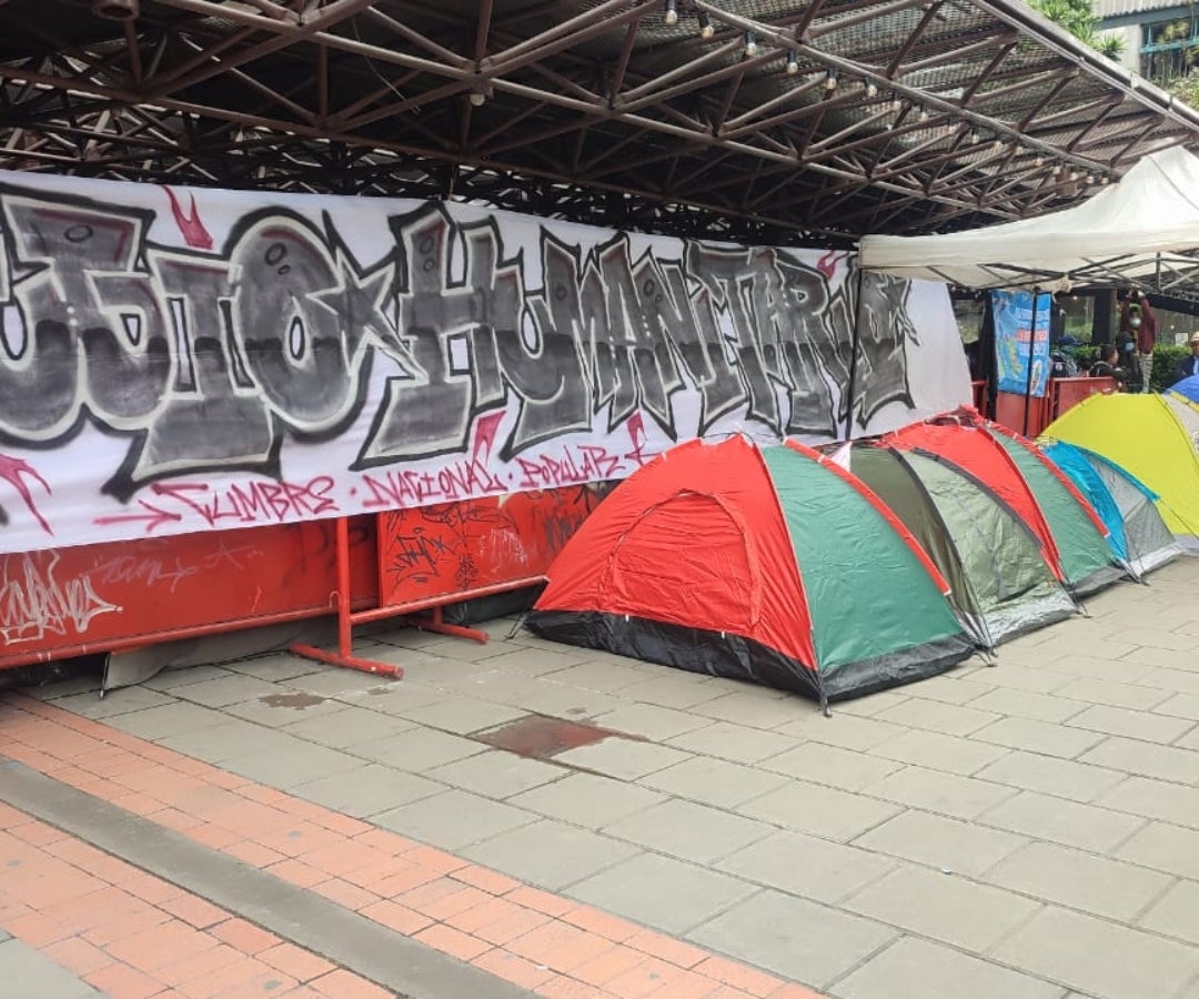 Toma de entidades nacionales y ministerios por parte del Congreso de los Pueblos