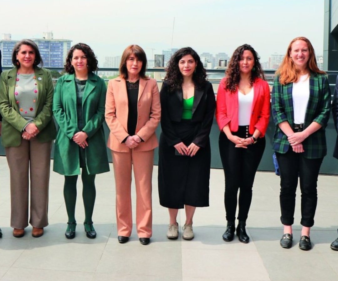 Candidaturas presidenciales definen líneas de acción para enfrentar la pobreza en Chile