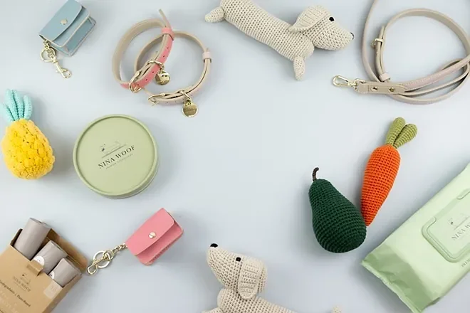 Diversos productos para perros de Nina Woof.