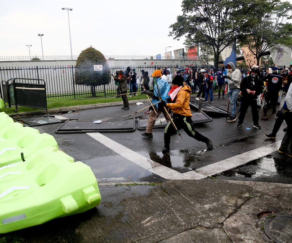 Disturbios en la cercanía de la Embajada de EE.UU.
