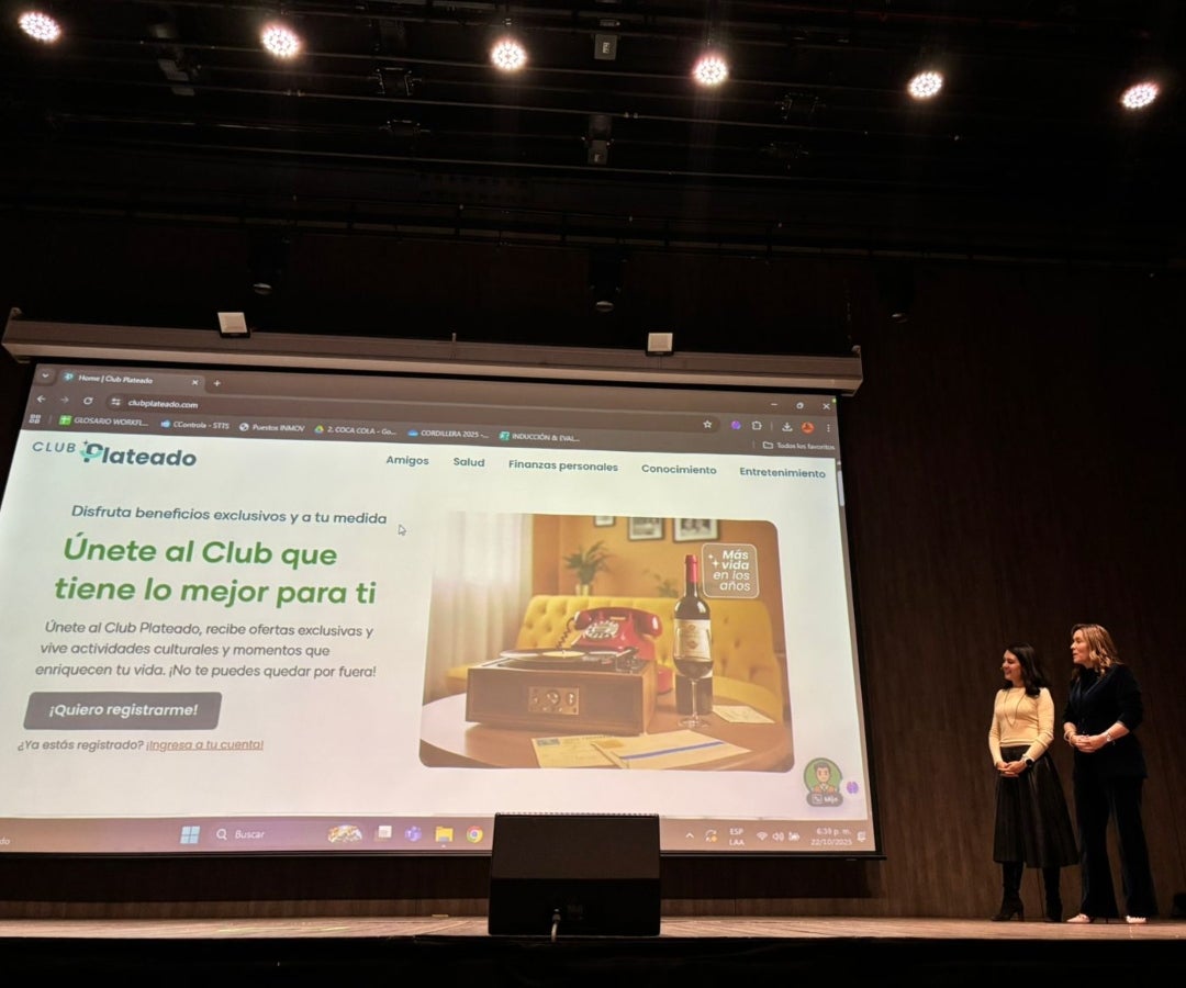 María Fernanda Suárez, presidente del Banco Popular; y Ana Margarita Albir, presidente de ADL Digital en el lanzamiento de la plataforma