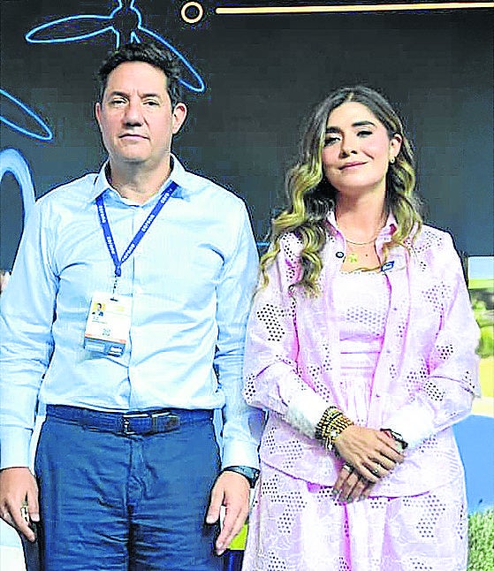 César Prado, presidente de Banco de Bogotá; y Laura Roa, presidente del Fondo Nacional del Ahorro.