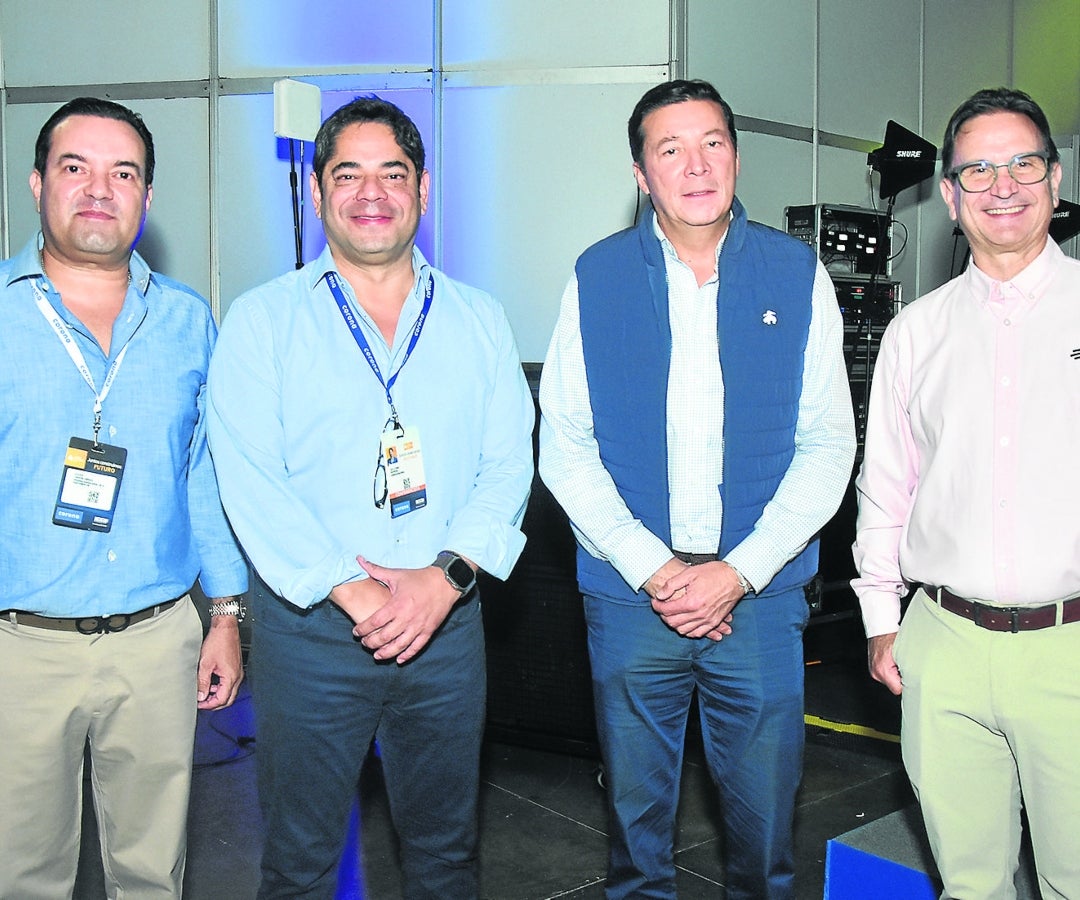 Didier Tavera, director de la FND; Guillermo Herrera, presidente de Camacol; Hernán Penagos, Registrador Nacional; y Juan Carlos Mora, presidente de Bancolombia.