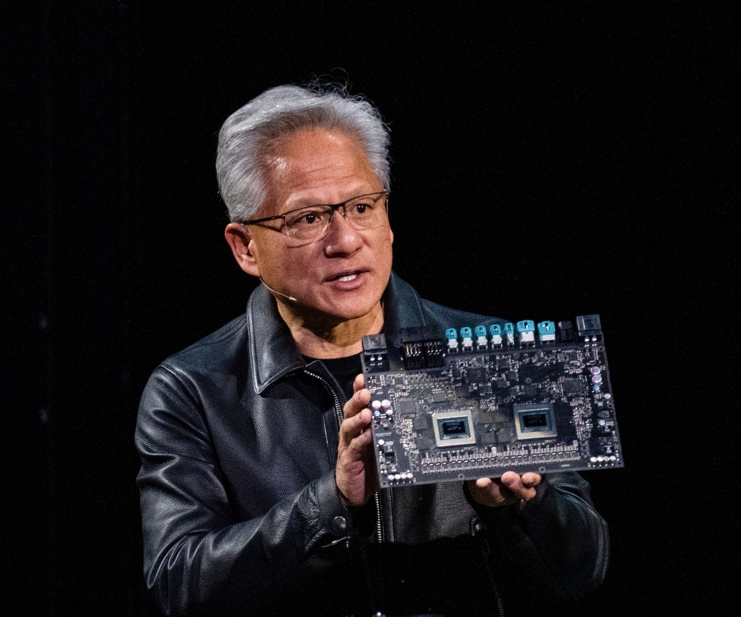 Director de Nvidia dijo que EE.UU. necesita "delicadeza" para estar delante de China