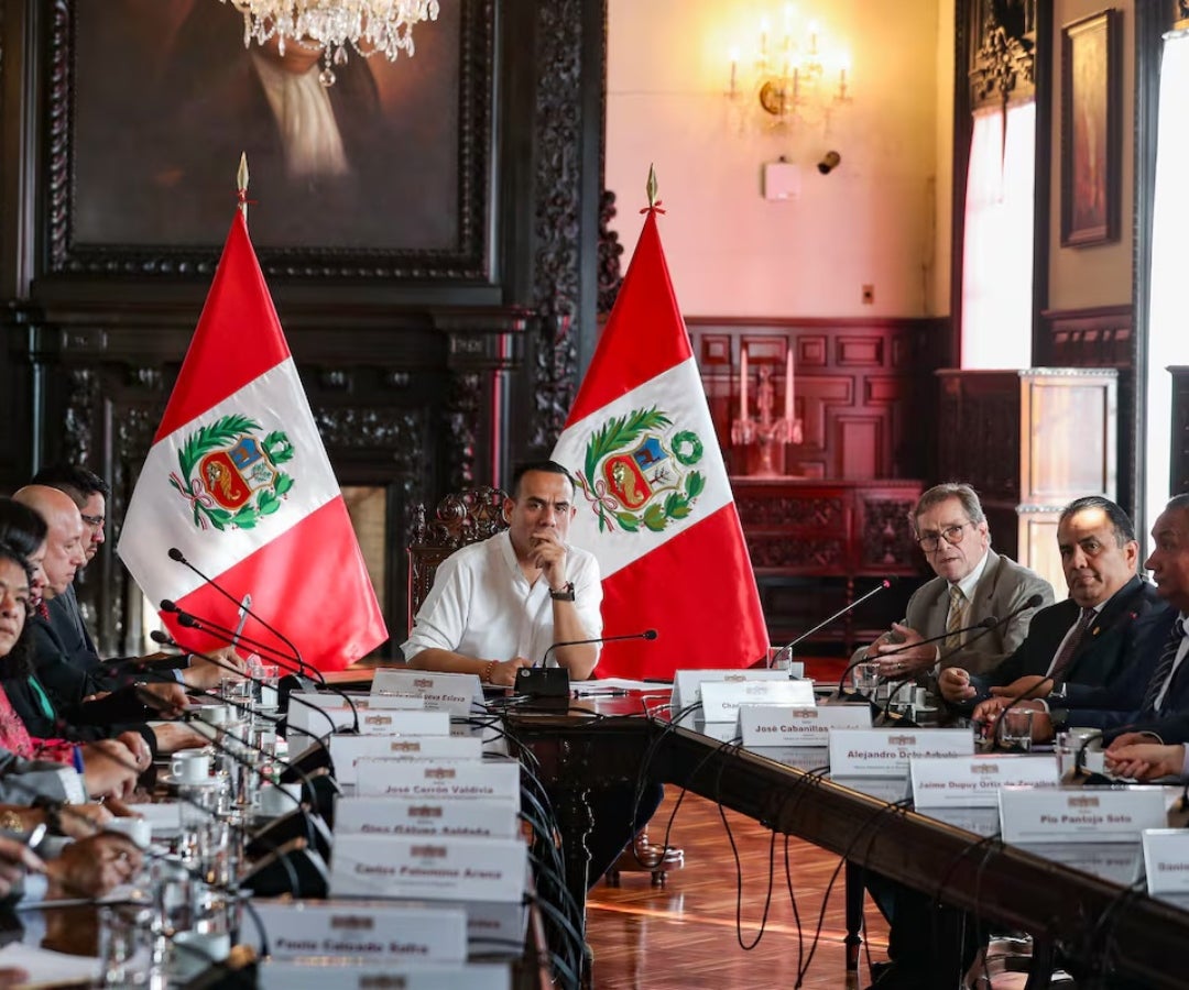 Presidente José Jerí y empresarios conversan sobre reducción de barreras burocráticas