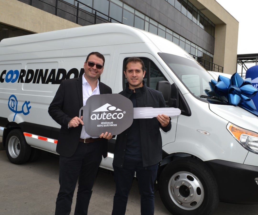Auteco y Coordinadora incorporan 30 vans eléctricas para reducir impacto ambiental