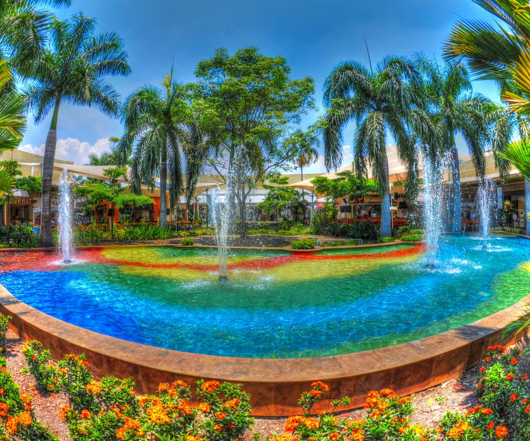 Jardín Plaza Cali celebra dos décadas con más de 270 marcas nacionales e internacionales, más de 60 propuestas gastronómicas y una nueva etapa de expansión que incluye la construcción de un hotel GHL de 15 pisos y 167 habitaciones.