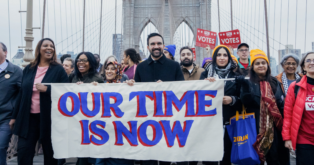 Jóvenes y clase media impulsan campaña de Mamdani en elecciones decisivas en Nueva York
