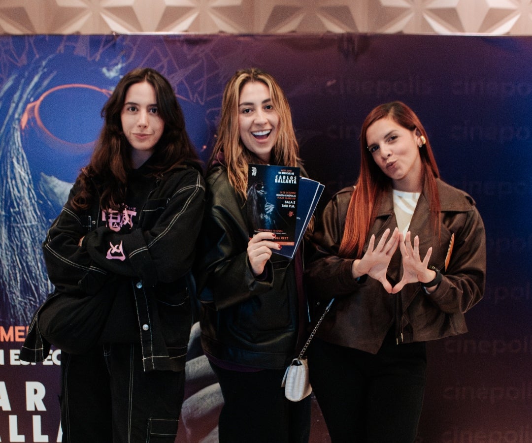 Las comediantes Luisa Montoya, Lorena Gómez y Laura Herrera.