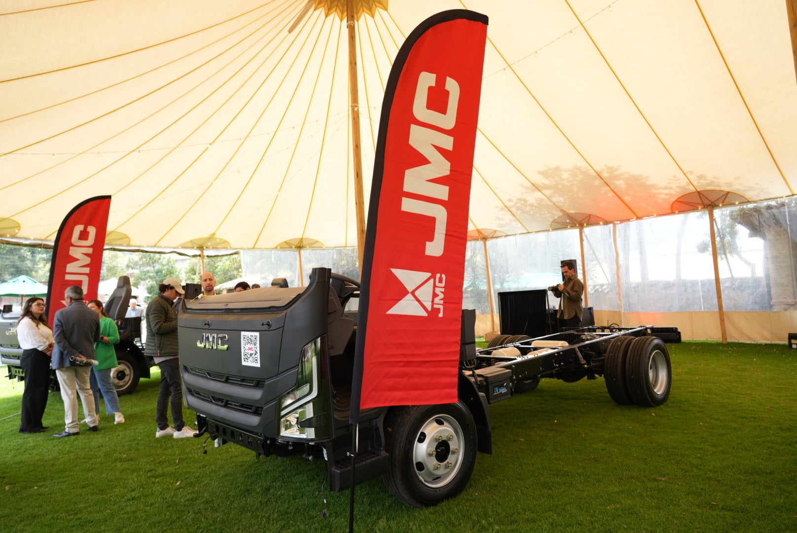 Nueva línea de buses de JMC