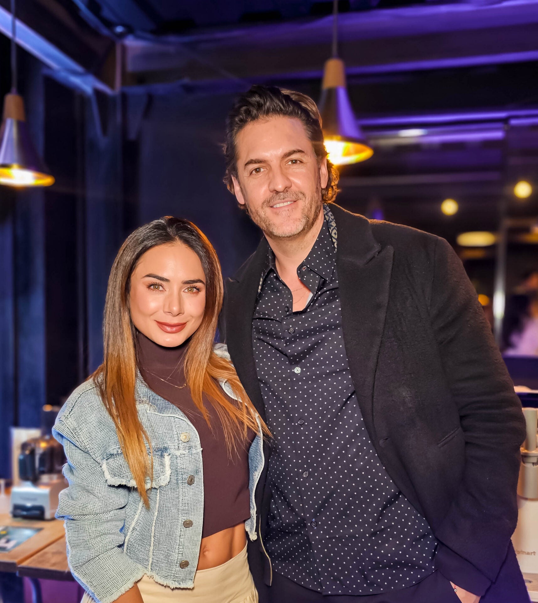 Los actores Johanna Fadul y Rodrigo Candamil, estuvieron entre las celebridades invitadas al lanzamiento.