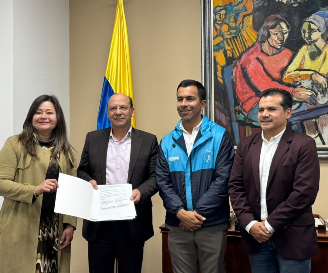 Gobierno junto a Cundinamarca avanzar para financiar el Regiotram