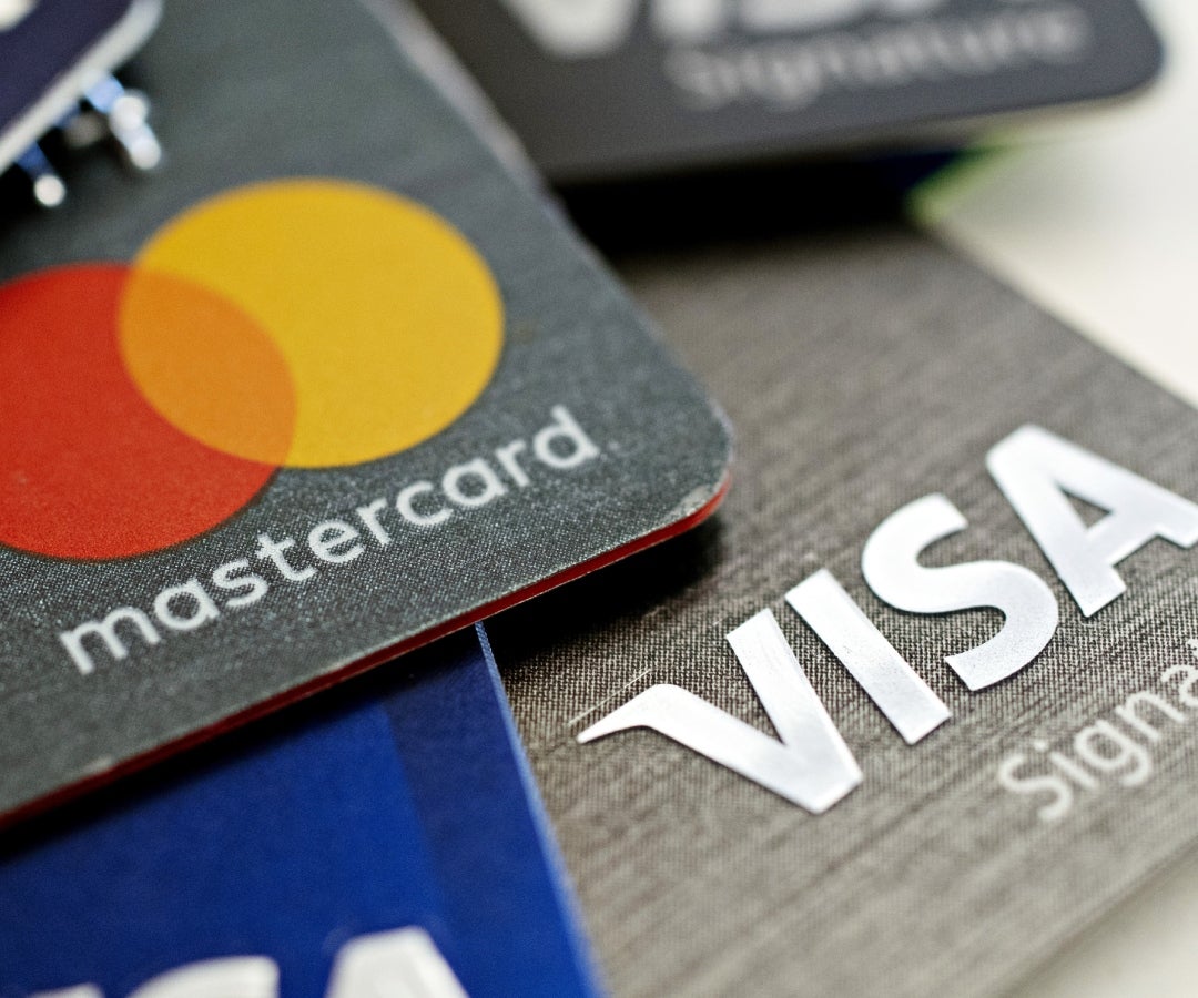 Visa y Mastercard están cerca de un acuerdo en una larga disputa con los comerciantes