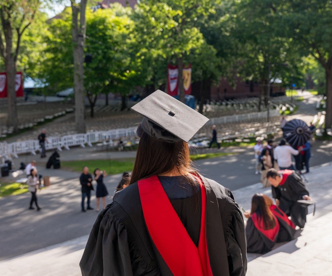 Trump defiende a los estudiantes extranjeros como "buenos" para las universidades estadounidenses