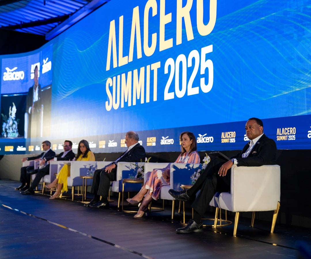 Panel 'El nuevo orden global y regional_ el impacto en la industria'