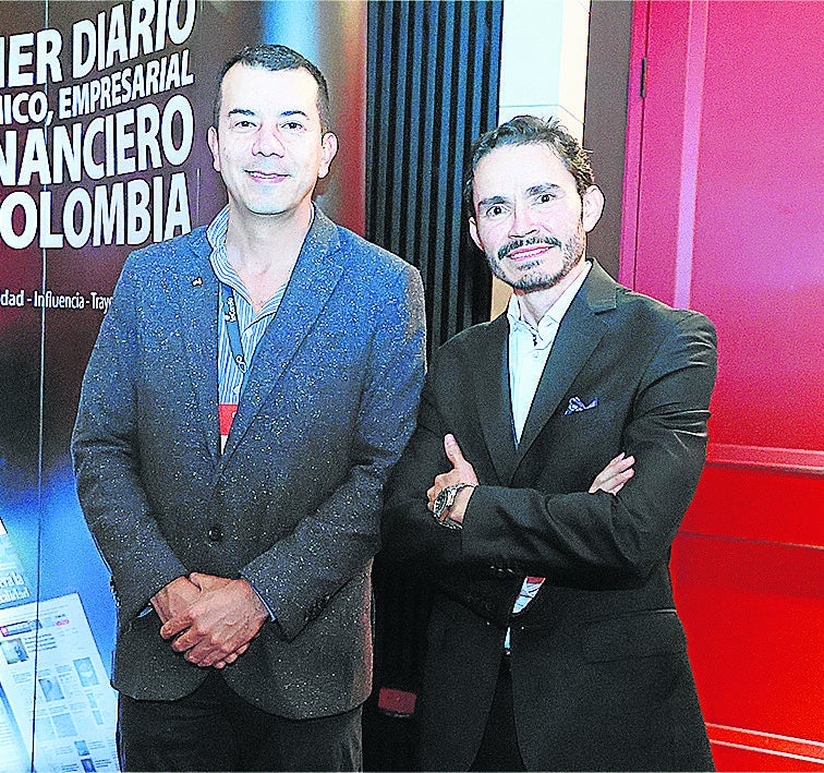 Leonardo Moreno, presidente de Moperoil; y Leonardo Pedrozo, director de Pedrozo Días y Asociados, entre los asistentes