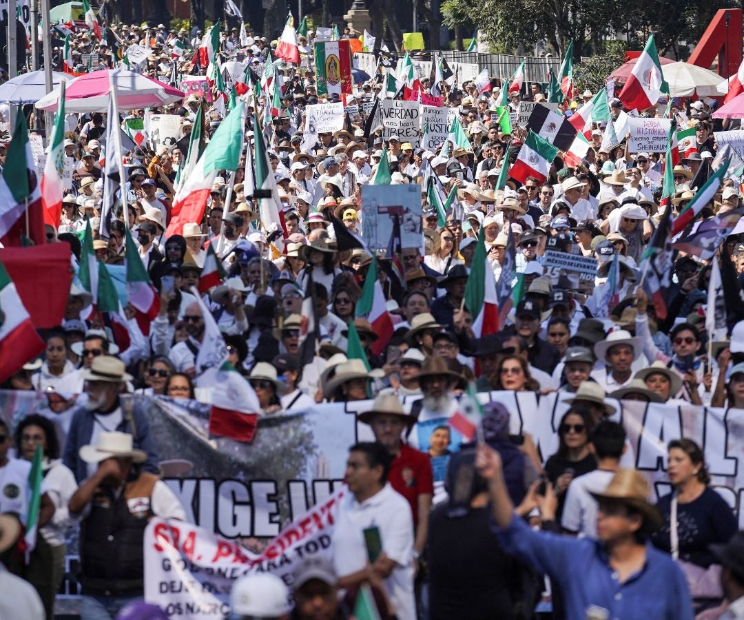 Protestas recorren México tras asesinato de alcalde y denuncias de inseguridad