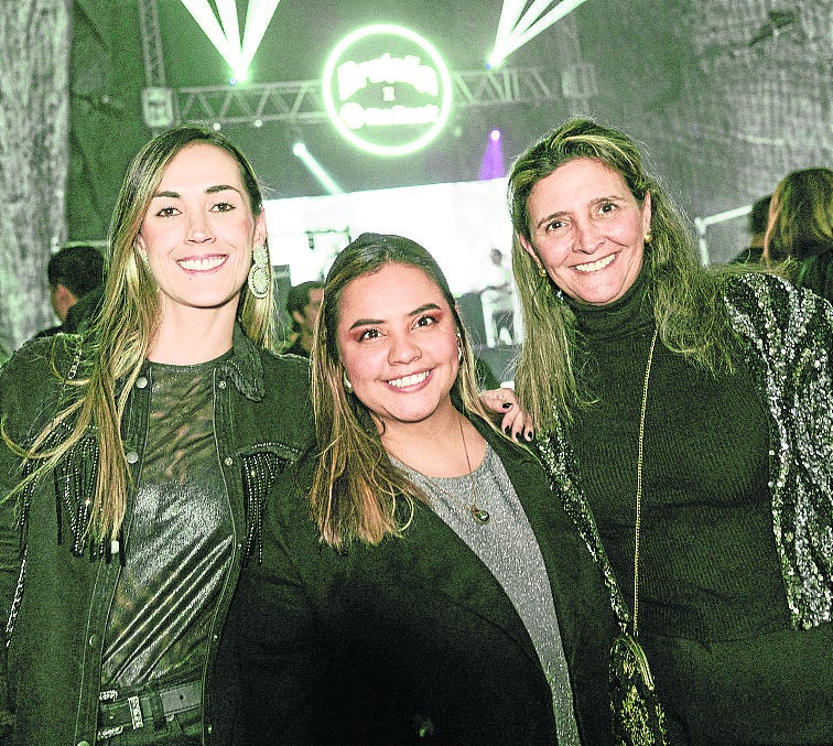 Tatiana Romero, gerente de marca senior de Speedmax; Sara Gaviria, analista senior de Speedmax; y Olga Londoño, directora de de Unidad de BNG en Postobón.
