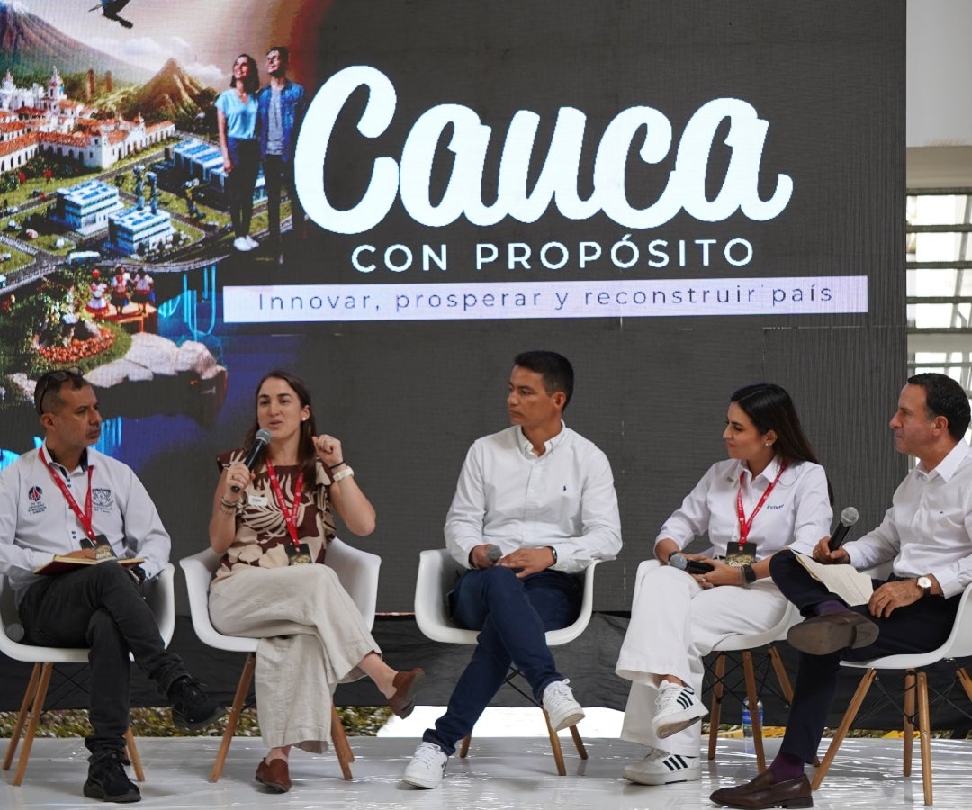 Panel 'Empresas que transforman país'