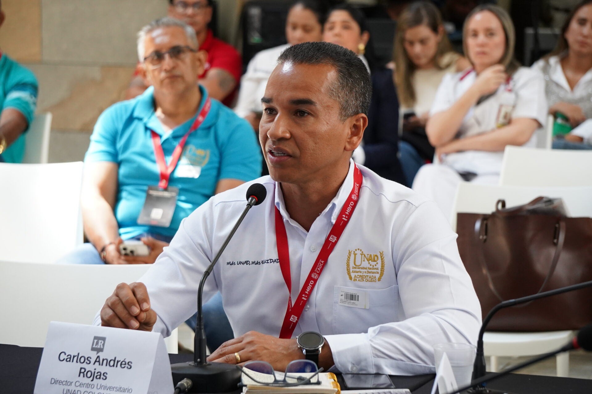 Carlos Andrés Vélez Rojas, director del centro universitario, Unad