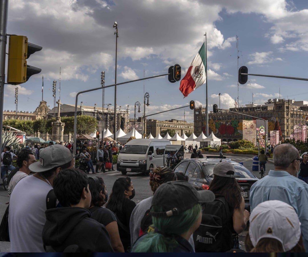 Economía mexicana se contrae en el tercer trimestre, lo que desata temores de recesión