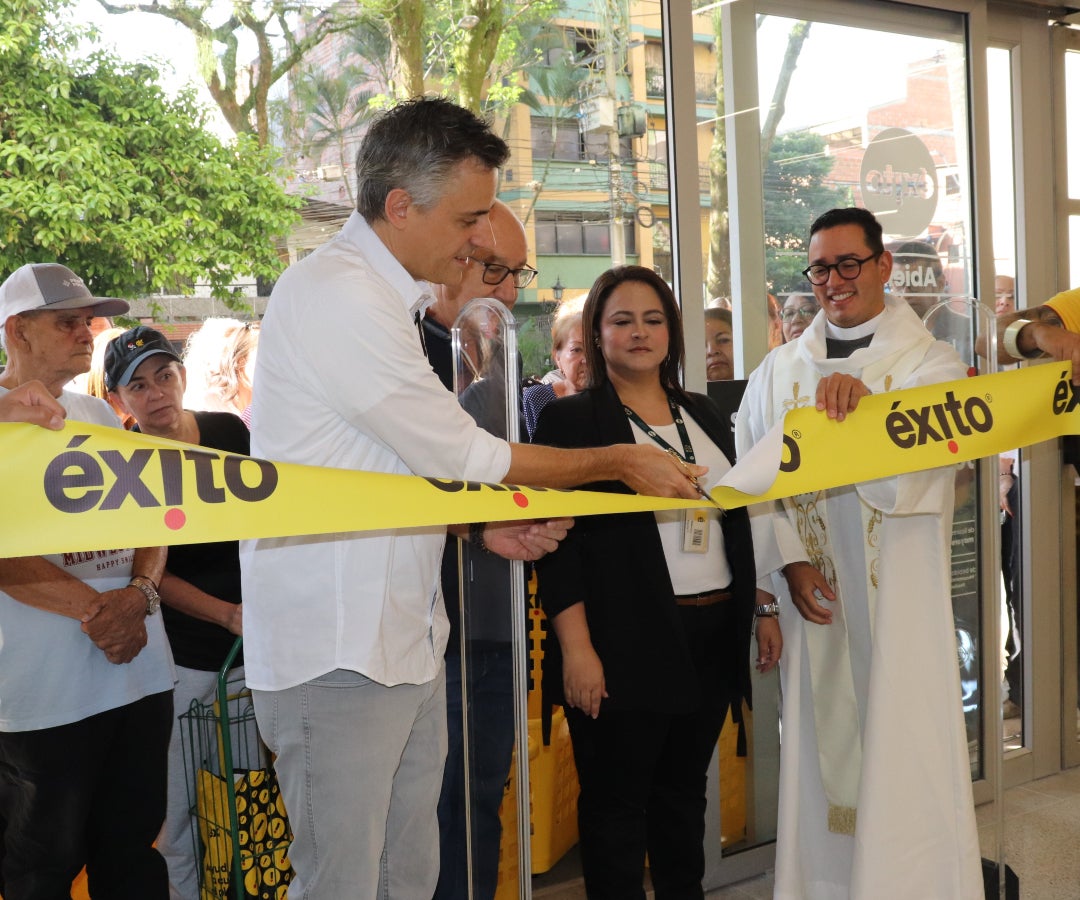Renovaciones e inauguraciones de Grupo Éxito