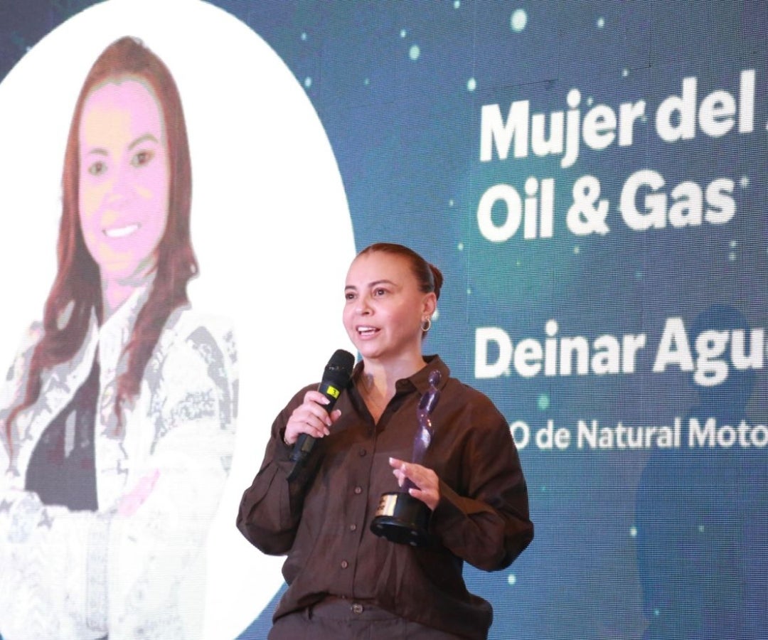 Fundación She Is distingue a Deinar Agudelo con galardón “Mujer del Año en Oil & Gas”