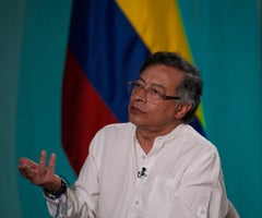 Petro advierte que una eventual invasión a Venezuela provocaría un colapso petrolero