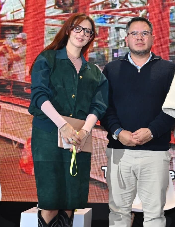 Adriana Gutiérrez, presidente ejecutiva Cámara de Comercio de Economía Circular de Colombia, y Alejandro Gutiérrez, gerente de sustentabilidad de Natura.