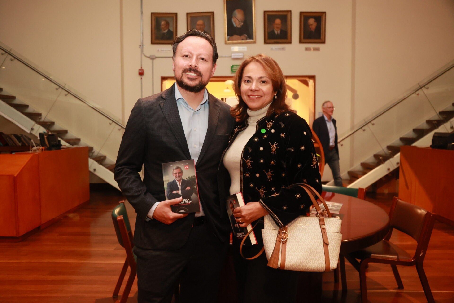 Los abogados Fabio Andrés Bonilla y Martha Ruth Ardila Rueda, entre los asistentes al evento.