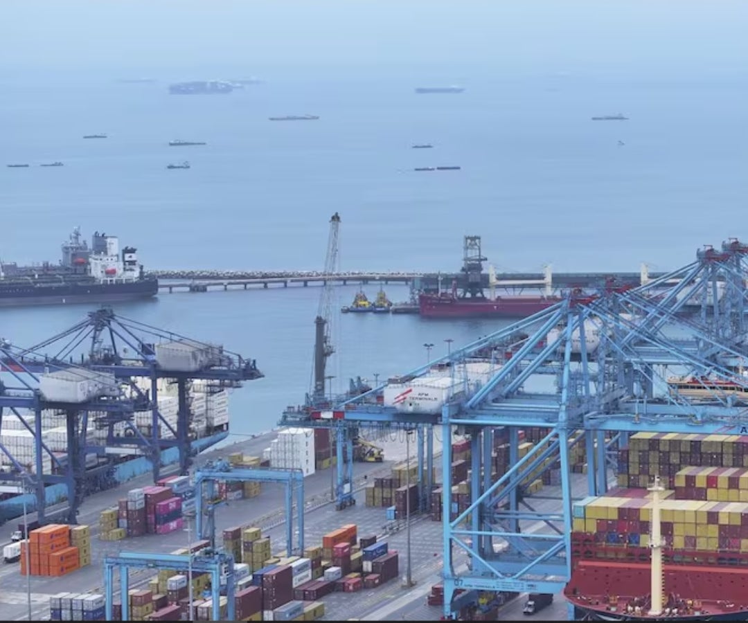 Ositrán de Perú descarta competencia entre las terminales y ordena revisar las tarifas