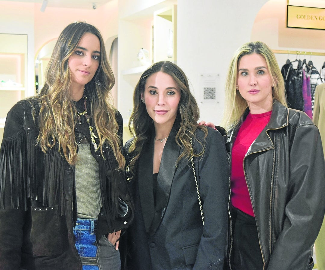 La diseñadora Camila Mejía, la escritora Lucía Mercado y la chef respostera, Valentina Londoño, no se perdieron la cita.