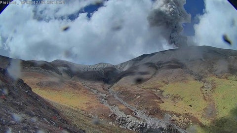 Es posible que se presenten cambios en la actividad del volcán, teniendo momentos en los que disminuya en comparación con los últimos días