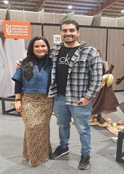 Beatriz Helena Alvarez,chocolover e Influencer; y Sebastián Quintero, actor y presentador.