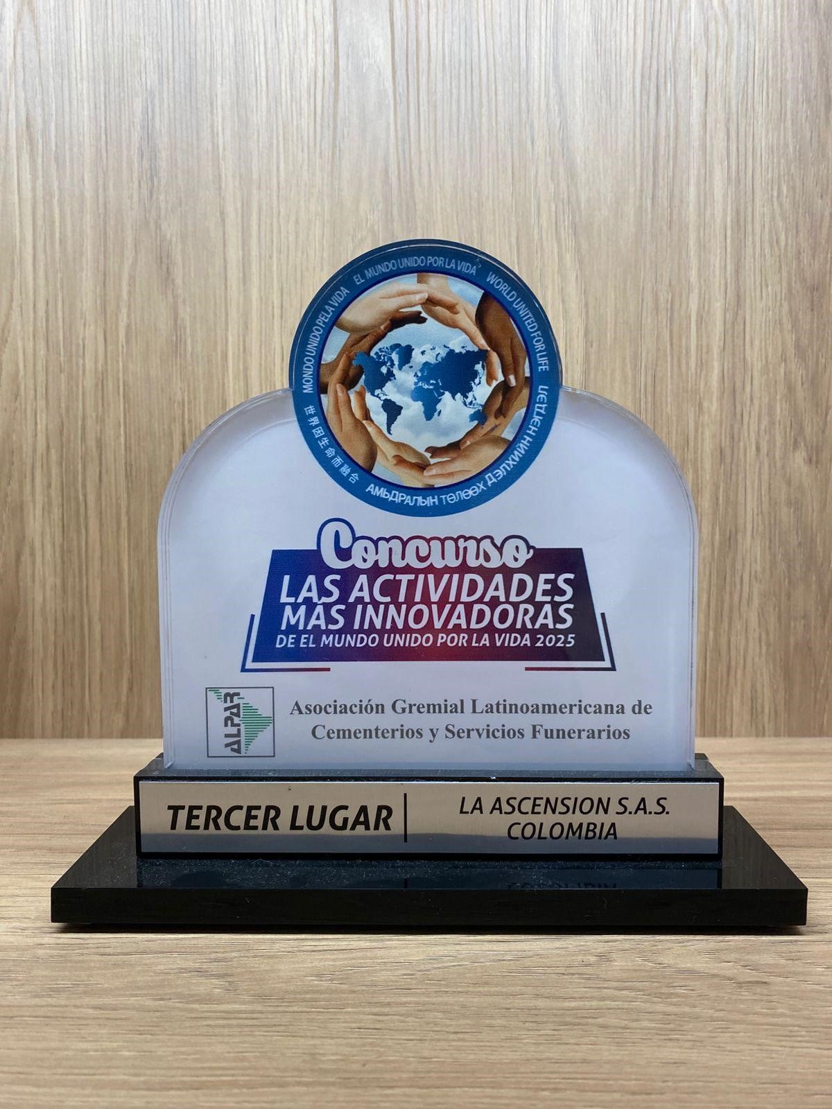Reconocimiento entregado por ALPAR y Mundo Unido por la Vida a La Ascensión S.A. por su destacada participación en "Las Actividades Más Innovadoras 2025", donde compitió con 23 empresas de 14 países y obtuvo el tercer lugar